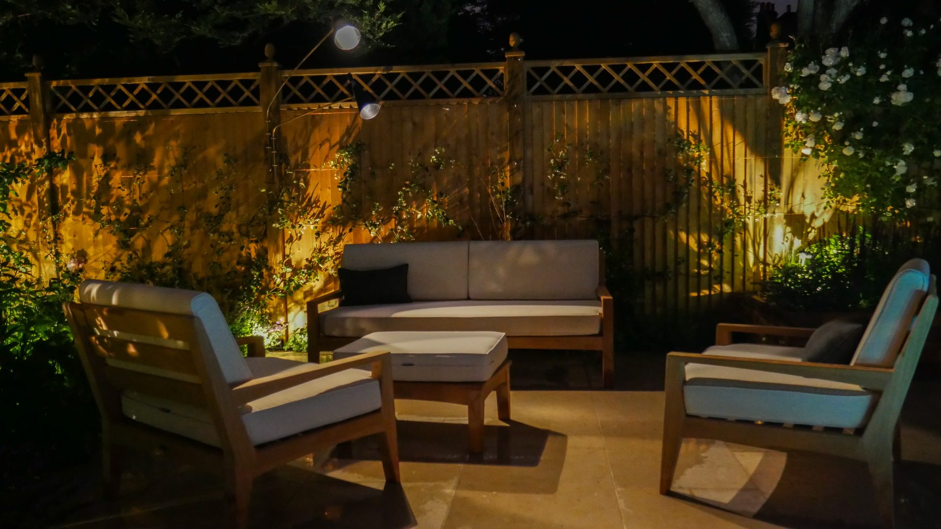 Dining lighting example
